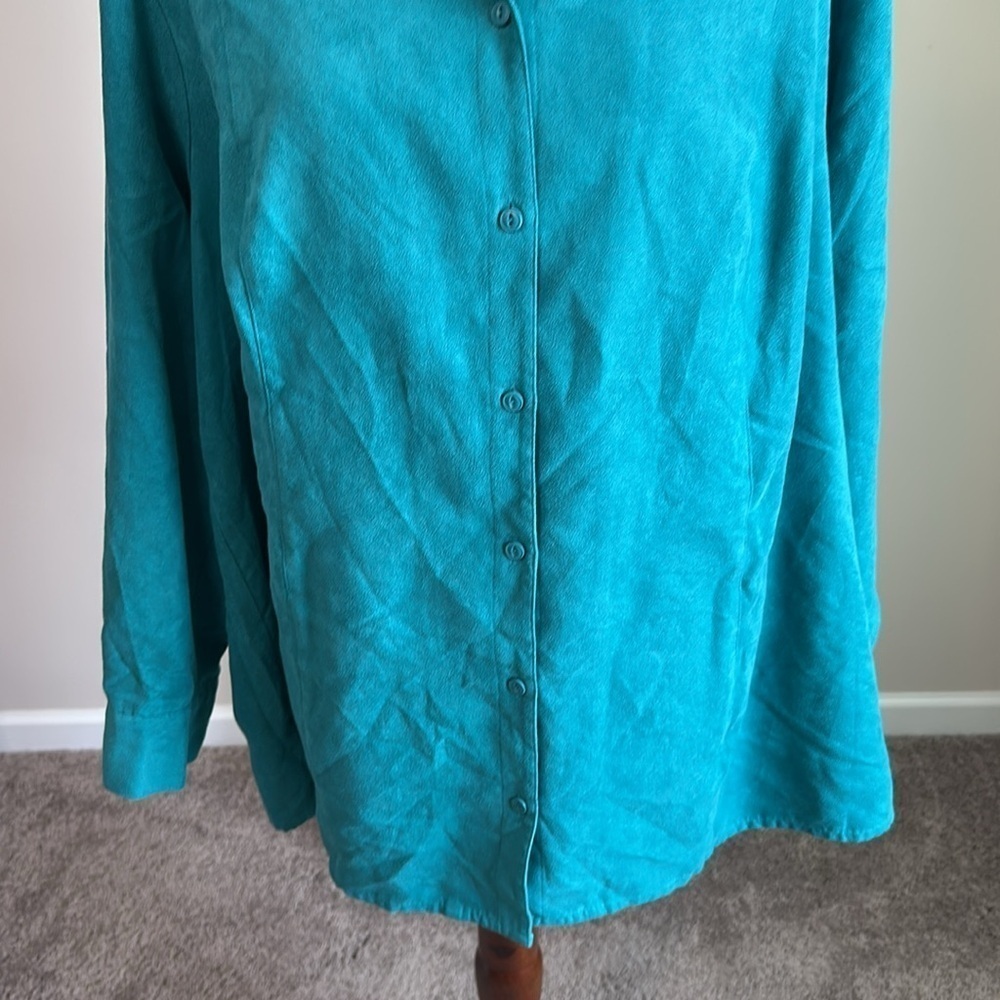 Catherines Long Sleeve Button Down Suede Like Shirt Size 1X (18/20W) in GUC - Picture 4 of 17